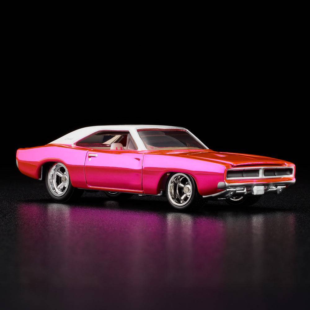 2025 Hot Wheels‎ Collectors
RLC Exclusive 1969 Dodge Charger R/T Pink Car JCP32